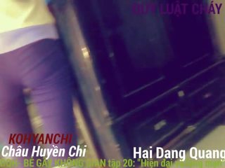 Teen girl Pham Vu Linh Ngoc shy peeing Hai Dang Quang school Chau Huyen Chi escort